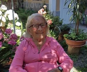 S.Antonino: l’ultimo abbraccio a Teresita, volto storico dietro il banco di Abele
