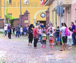 Vaccini e trasporti: la scuola riparte così