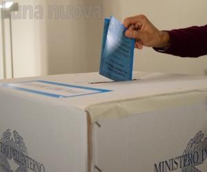 Rivalta, Muro avanti dopo le prime schede scrutinate. Affluenza in leggero calo