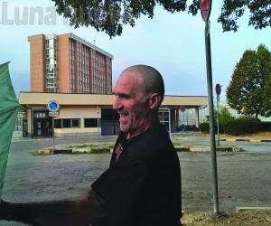 Tutti in piazza per Lucano, Scalzo e i migranti