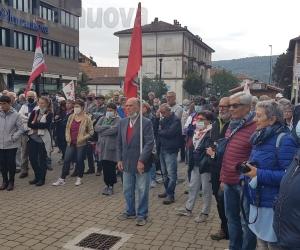 In piazza per Mimmo Lucano, Emilio Scalzo e i migranti