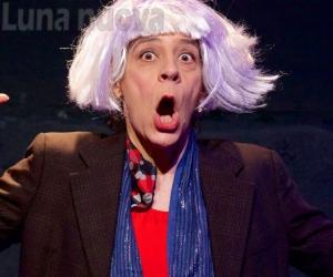 Chi perde perde: commedia umana cinica e ridicola