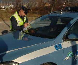 A32, un altro veicolo in contromano: stavolta è un autocarro