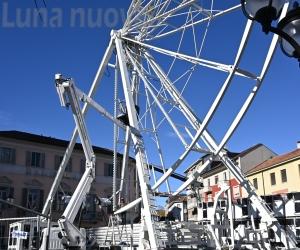 Rivoli, accanto al Villaggio spunta la ruota panoramica