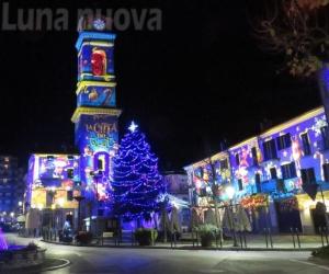 Giaveno, gli alberi del parco parlano ai bimbi