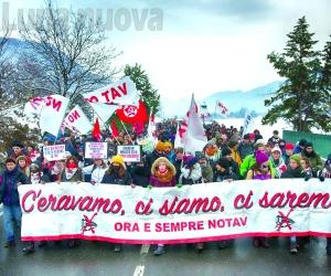 No Tav sotto la neve, come nel 2005: corteo e tensioni alle reti