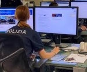 Rivoli, minacce alla 13enne per non diffondere le foto osè