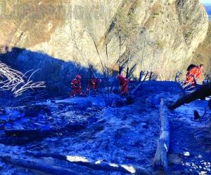 Fiamme dolose nell'Orrido di Foresto, si è rischiato un altro autunno 2017