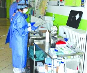 Covid, ripida discesa dei casi positivi: -40% in sette giorni