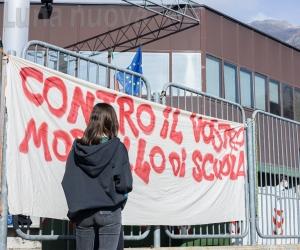 Occupazione: il sistema scolastico non evolve con i ragazzi