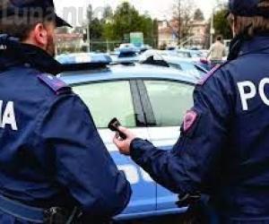 Rivoli, danneggia auto in sosta: arrestato in viale Colli