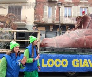 Giaveno, il ritorno del "Carnevale giavenese": una domenica tra carri e maschere 