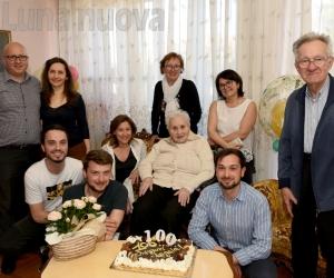 Collegno, terra di centenarie: Angela ed Ester ne fanno 203 