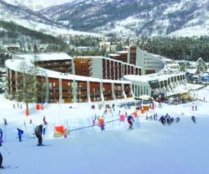 Bardonecchia, 80 profughi ucraini accolti all'hotel Rivè