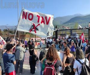 «Lo stop all'autoporto di S.Didero per consentire la bonifica dei terreni»