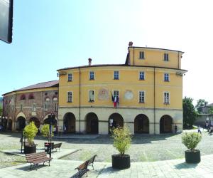 Avigliana al voto: tre visioni per una città

