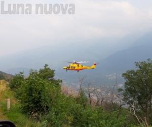 Auto precipita nella scarpata, quattro feriti sulla strada del Rocciamelone