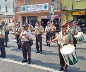 Un secolo di alpini: Susa abbraccia le sue penne nere