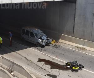 Collegno, schianto nel sottopasso: dinamica da chiarire