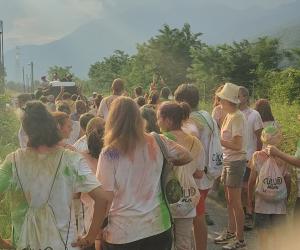 Borgone: il serpentone della "Cülur Run" a ritmo di musica