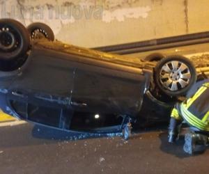 Exilles, auto si ribalta nella galleria Cels: due feriti lievi