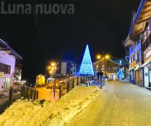 Meno luminarie, più neve in pista a Sauze d'Oulx