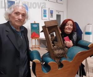 Enzo Sciavolino, lo scultore del mare che racconta l’umanità