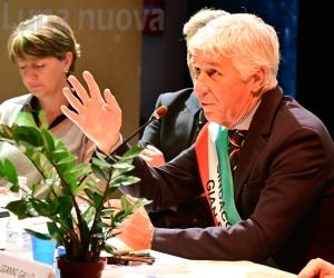 Grugliasco, il "sindaco" Gasperini alla 66 Martiri 