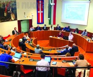 Rivoli: la maggioranza sempre più in bilico, Tragaioli scricchiola