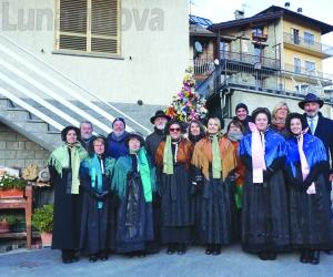 Giaglione, ospiti sardi per spadonari e priore