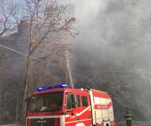 Condove: rogo "roccioso" sulla montagna: si infortuna un Aib