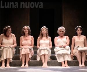 Da Chiti una Lisistrata più moderna con il volto di una perfetta Sandrelli 