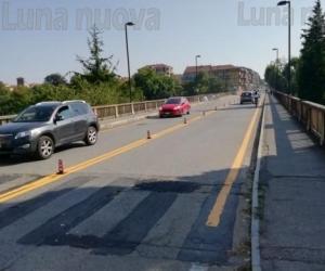 Alpignano, lavori per asfalto e segnaletica su via Mazzini