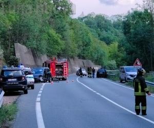 Caprie, incidente fra tre auto sull'ex statale 24: tre feriti lievi