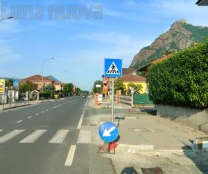 Chiusa S.Michele: nuovo marciapiede pronto per l’estate