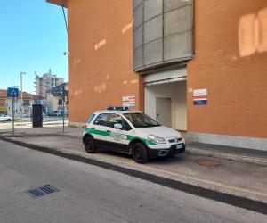 Alpignano, prima la bravata, poi l'assistenza ai disabili