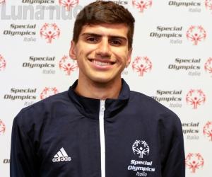 Carlo porta Grugliasco ai Mondiali Special Olympics