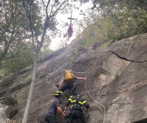 Condove: donna bloccata sulla ferrata, recuperata dai vigili del fuoco