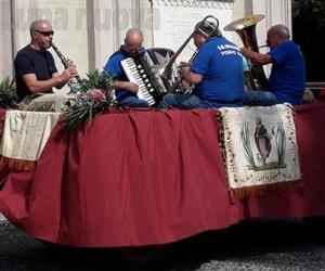 Reano, i "salti di S.Rocco": il popolo si sfoga