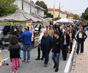 Villar Dora, una fiume di gente alla Fiera d'Autunno