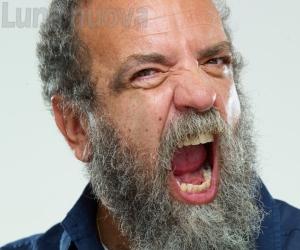 Lo scoop di Covatta: la donna è intelligente e superiore all’uomo