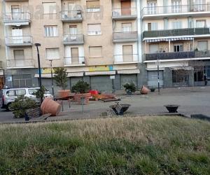 Avigliana, il vento imperversa e fa danni