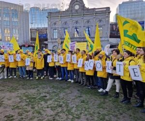 Gli agricoltori piemontesi a Bruxelles: «Stop alle follie dell'Unione europea»