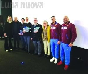 Pianezza, "super poliziotti" contro il cyberbullismo