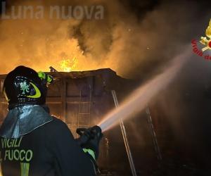 Borgone: incendio ieri sera in un cantiere edile a S.Valeriano