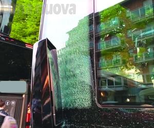 Rivoli, finestrino danneggiato: falsa partenza per la gita scolastica