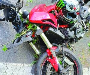 Avigliana: gommista torinese muore con la moto contro un albero