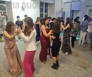 Susa: ballo di fine anno nel Castello, in stile Usa