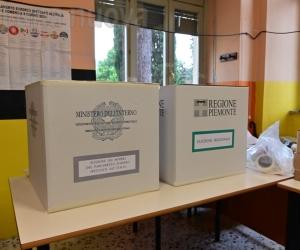 Comunali: primo quorum superato, quattro sindaci verso l'elezione