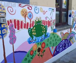 Avigliana, il nuovo murales porta colori e gioia a tutta Drubiaglio
